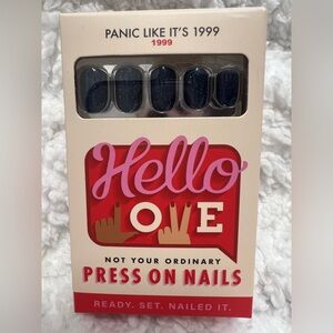 Hello Love Short Square Press On nails, Panic like it’s 1999
